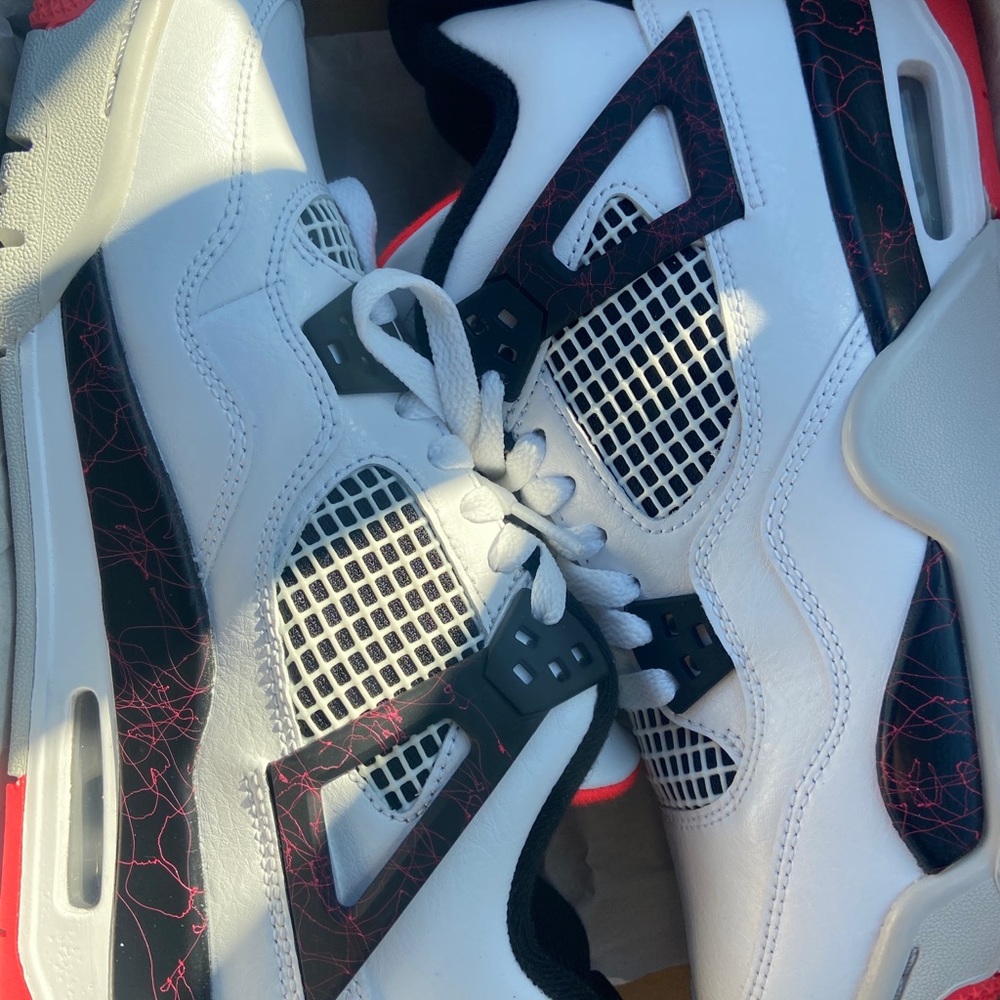 Jordan 4 White and Bright Crimson